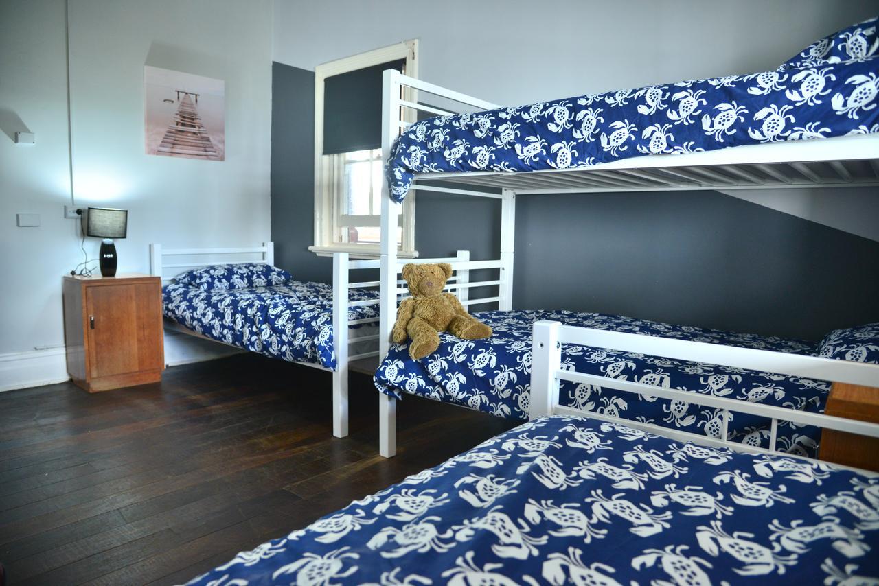 Geraldton Backpackers Pansiyon Dış mekan fotoğraf