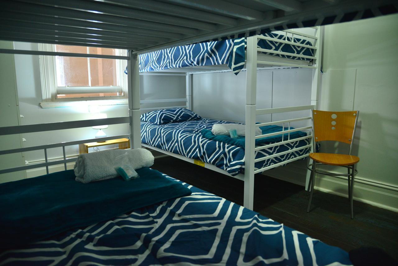 Geraldton Backpackers Pansiyon Dış mekan fotoğraf